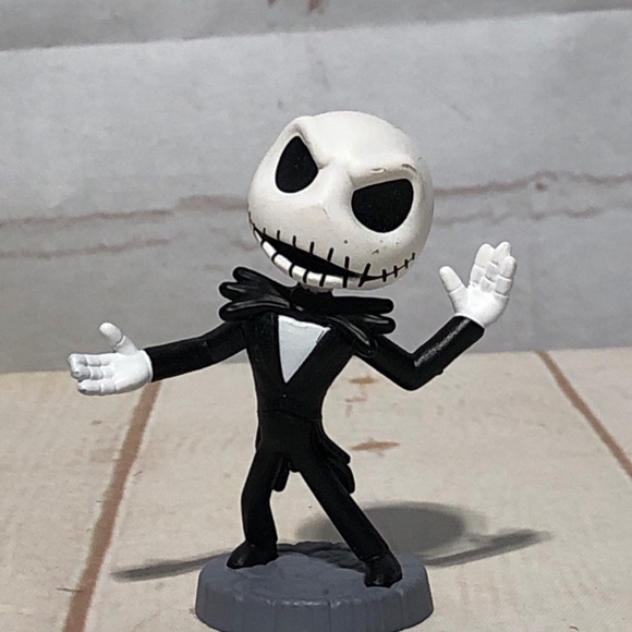 The Nightmare Before Christmas 30th Anniversary Mini Figure - Picture 1 of 8